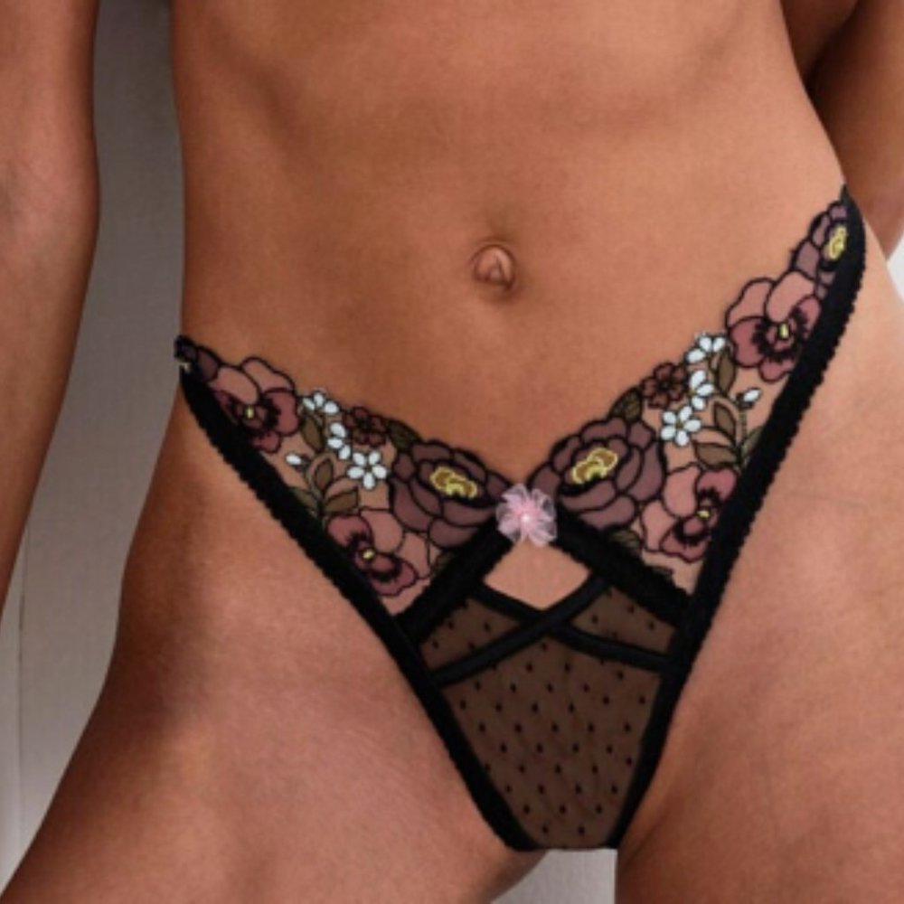 For Love and Lemons 🍋 Clara Thong